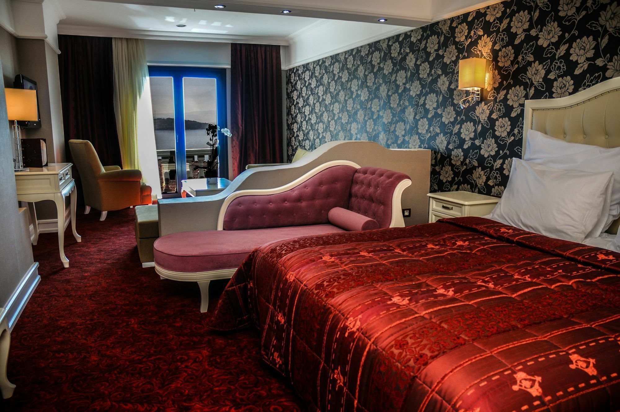 Darıca Paradise Island Hotel מראה חיצוני תמונה